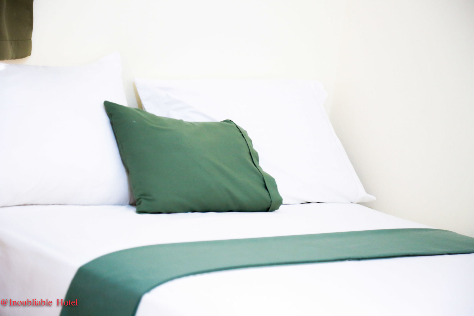 Hotel Inoubliable Cotterelle Екстер'єр фото
